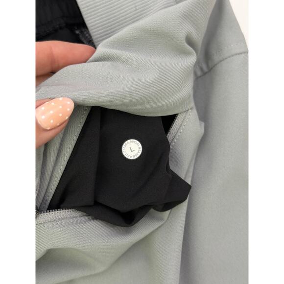 Lululemon men's ABC jogger in silver drop - size large, 30" inseam - Picture 6 of 10